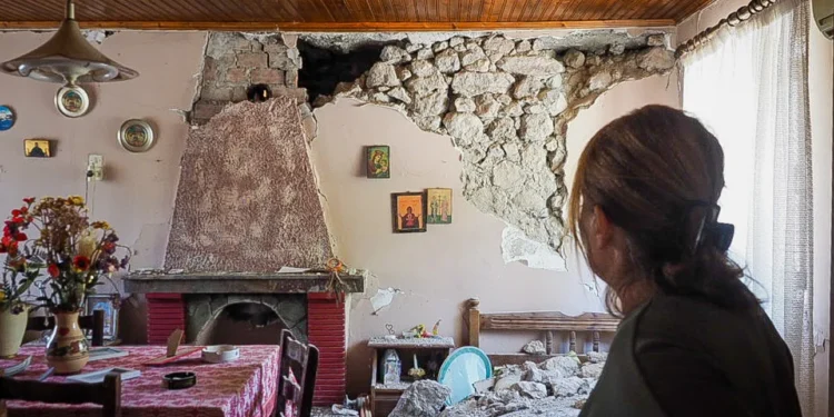 Σεισμοί στην Εύβοια: Μεγάλες ζημιές στη Δαφνούσα, κατέρρευσαν τοίχοι!