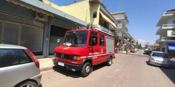 ΓΑΣΤΟΥΝΗ: Πτώση από μπαλκόνι για 14χρονη