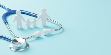 ΙΟΒΕ: Τα διπλά από τους Ευρωπαίους πληρώνουν οι Έλληνες για υγεία!