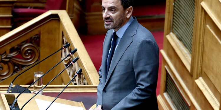 ΑΝΔΡΕΑΣ ΝΙΚΟΛΑΚΟΠΟΥΛΟΣ: “Ακόμη περισσότερα έργα για τον τομέα της πολύπαθης αγροτικής οδοποιίας στην Ηλεία”