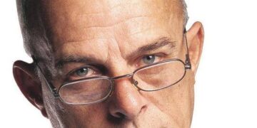 “ΘΑΝΑΤΙΚΗ (και μόνον) ποινή στους πάσης μορφής ΕΜΠΡΗΣΤΕΣ”