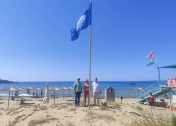 ΔΗΜΟΣ ΠΗΝΕΙΟΥ: Κυματίζει η Γαλάζια Σημαία σε Θίνες, Γλύφα και Αρκούδι