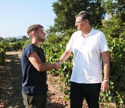 ΔΙΟΝΥΣΗΣ ΚΑΛΑΜΑΤΙΑΝΟΣ: “Στήριξη των παραγωγών κορινθιακής σταφίδας”