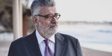 ΕΤΑΙΡΕΙΑ ΦΙΛΩΝ ΑΡΧΑΙΑΣ ΗΛΙΔΑΣ: ΑΡΧΑΙΟ ΘΕΑΤΡΟ ΉΛΙΔΑΣ: Διεκδικούμε λυόμενη κατασκευή χωρητικότητας 3.000 θέσεων για την διεξαγωγή του Φεστιβάλ Αρχαίας Ήλιδας