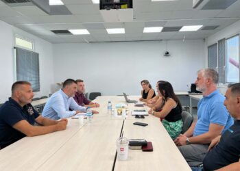 “ΝΕΑ ΔΥΤΙΚΗ ΕΛΛΑΔΑ – ΕΝΩΜΕΝΟΙ ΜΠΟΡΟΥΜΕ”: Συνάντηση Σικαδαρέση με εκπροσώπους των εργαζομένων του Ελληνικού Ανοικτού Πανεπιστημίου