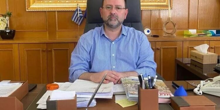 Κοροβέσης σε Διαμαντόπουλο: “Οι απαντήσεις δίνονται με έργα και όχι με χαρακτηρισμούς”